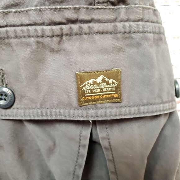 Eddie Bauer cargo shorts  Men's Size  grey Cargo Hiking Outdoor shorts - Picture 5 of 11